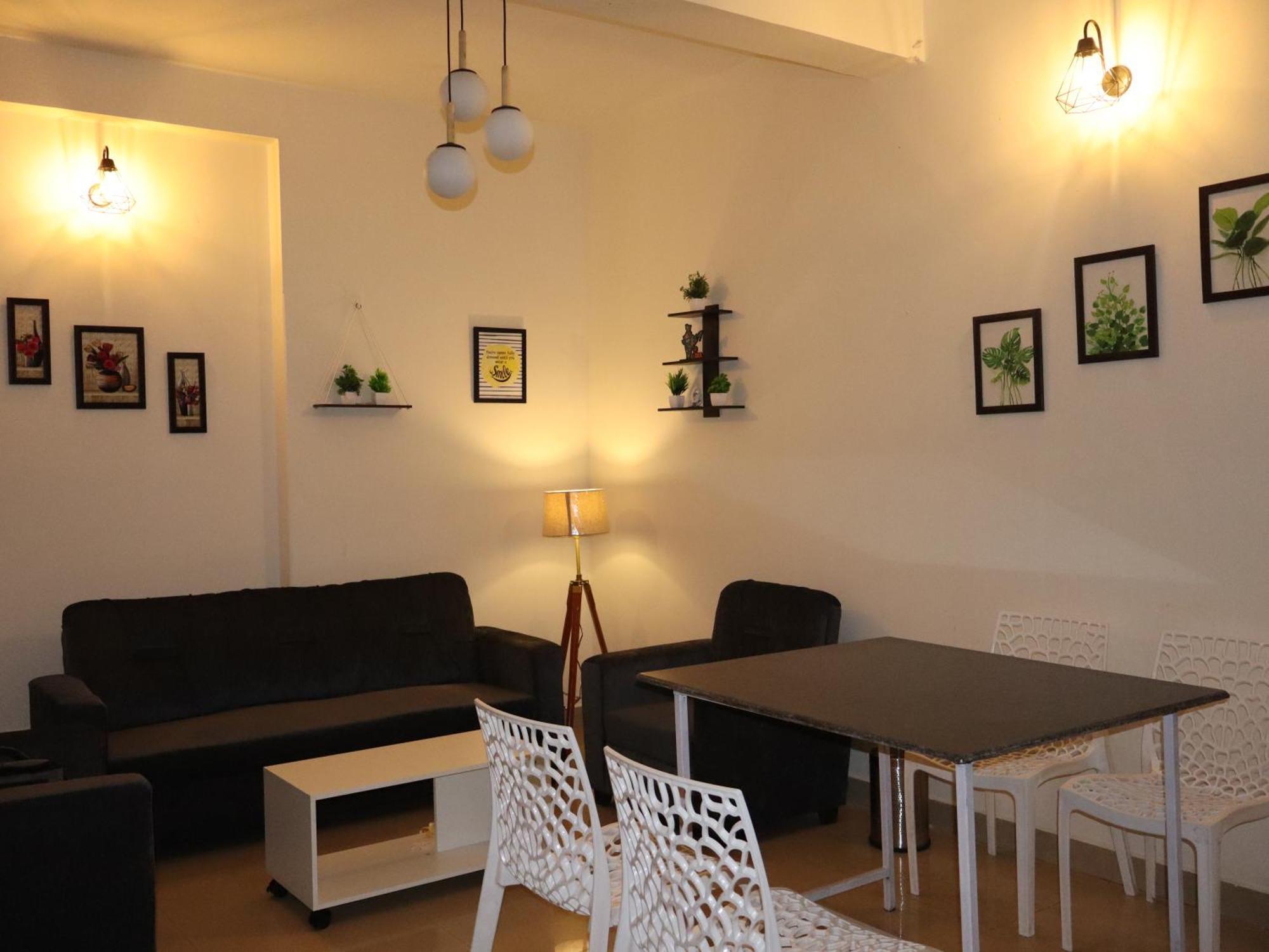 Nomad'S Nest Backpackers Hostel Guwahati Exteriör bild