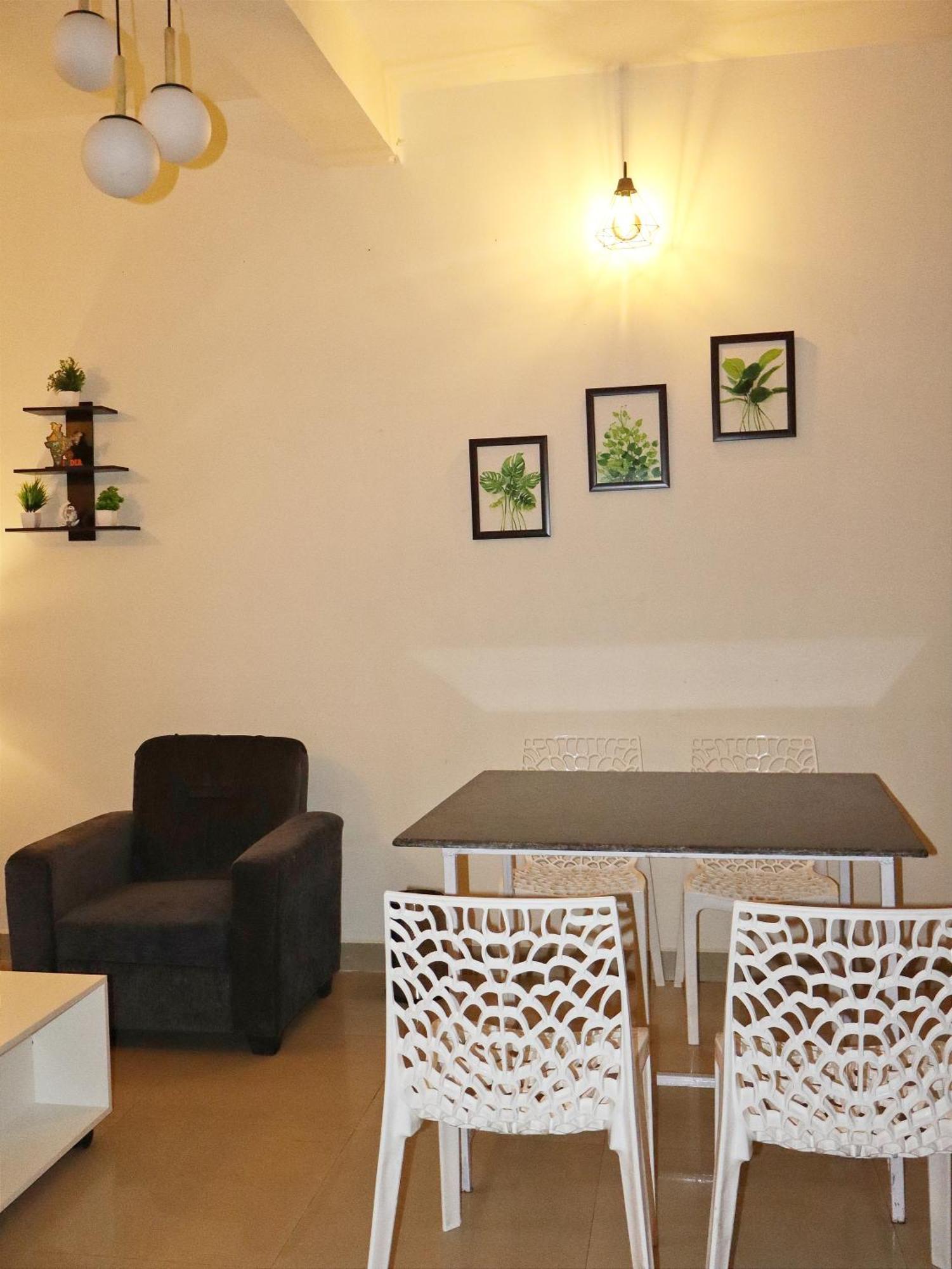 Nomad'S Nest Backpackers Hostel Guwahati Exteriör bild